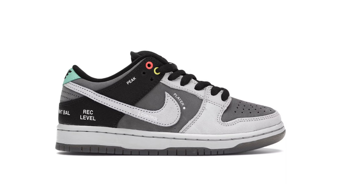 Nike Dunk SB Low VX1000